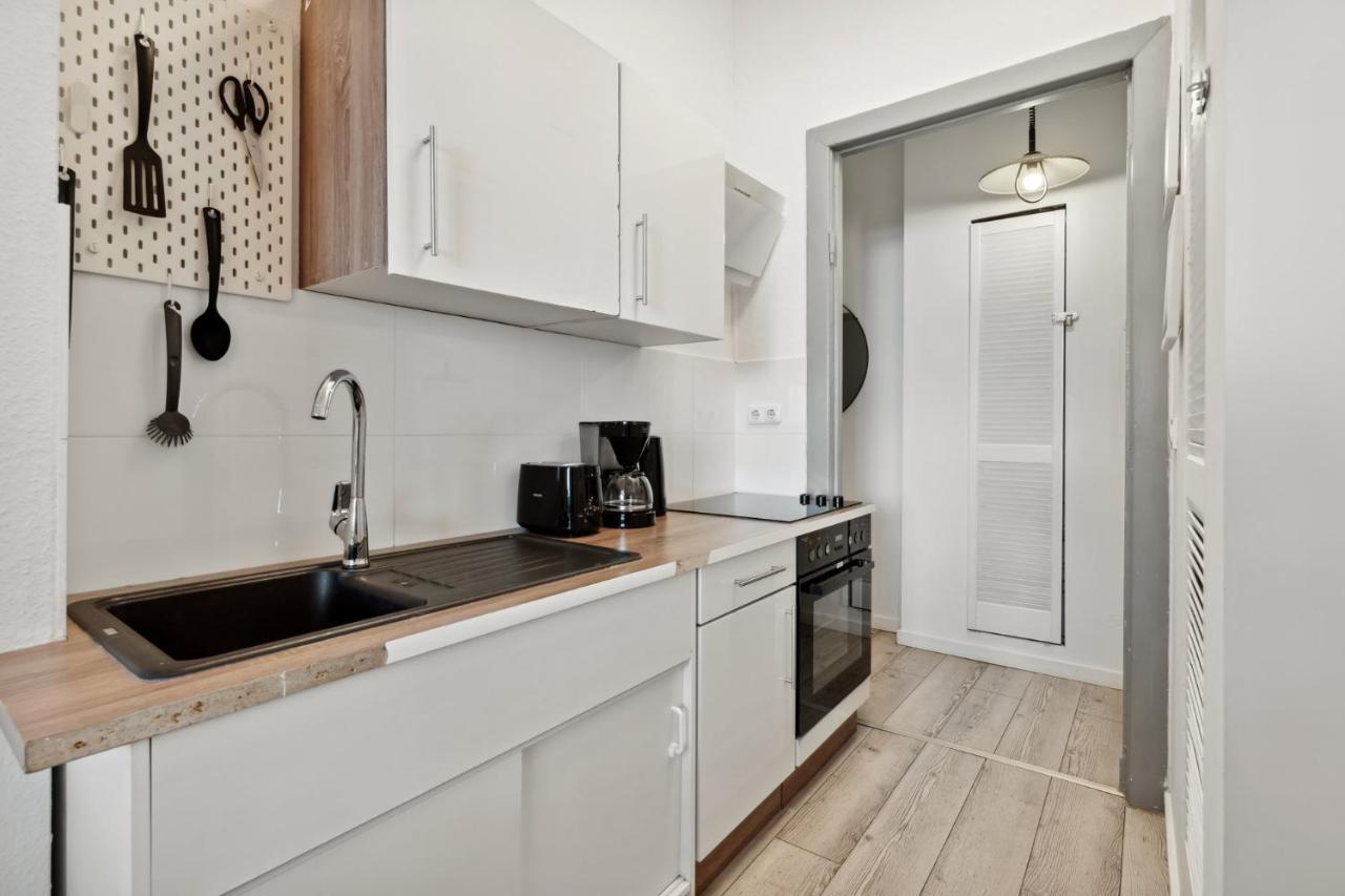 Sweet Central Tiny Apartment For 4 People Берлин Экстерьер фото