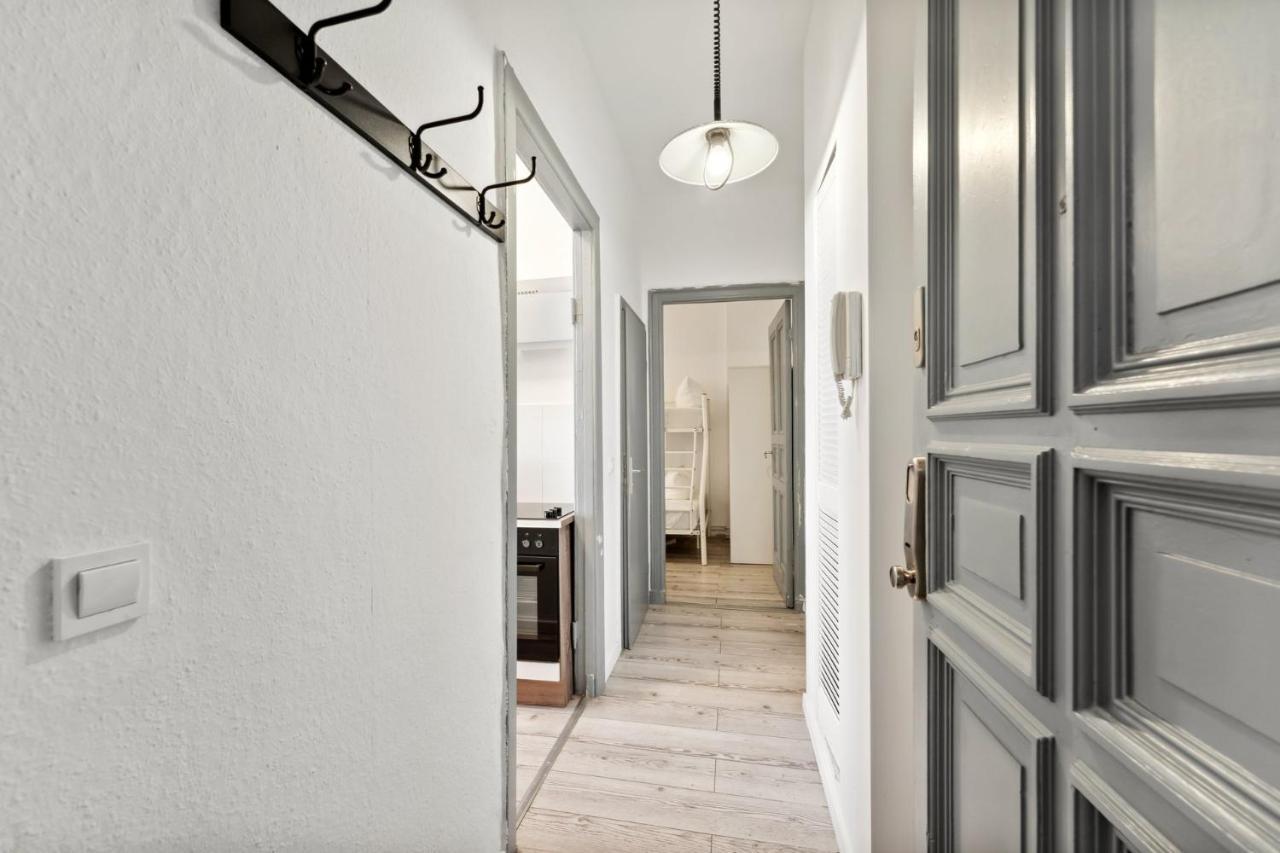 Sweet Central Tiny Apartment For 4 People Берлин Экстерьер фото