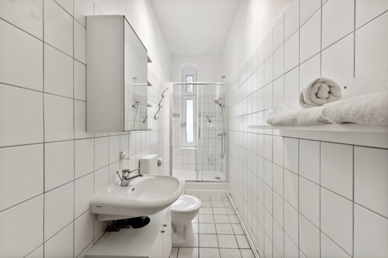 Sweet Central Tiny Apartment For 4 People Берлин Экстерьер фото
