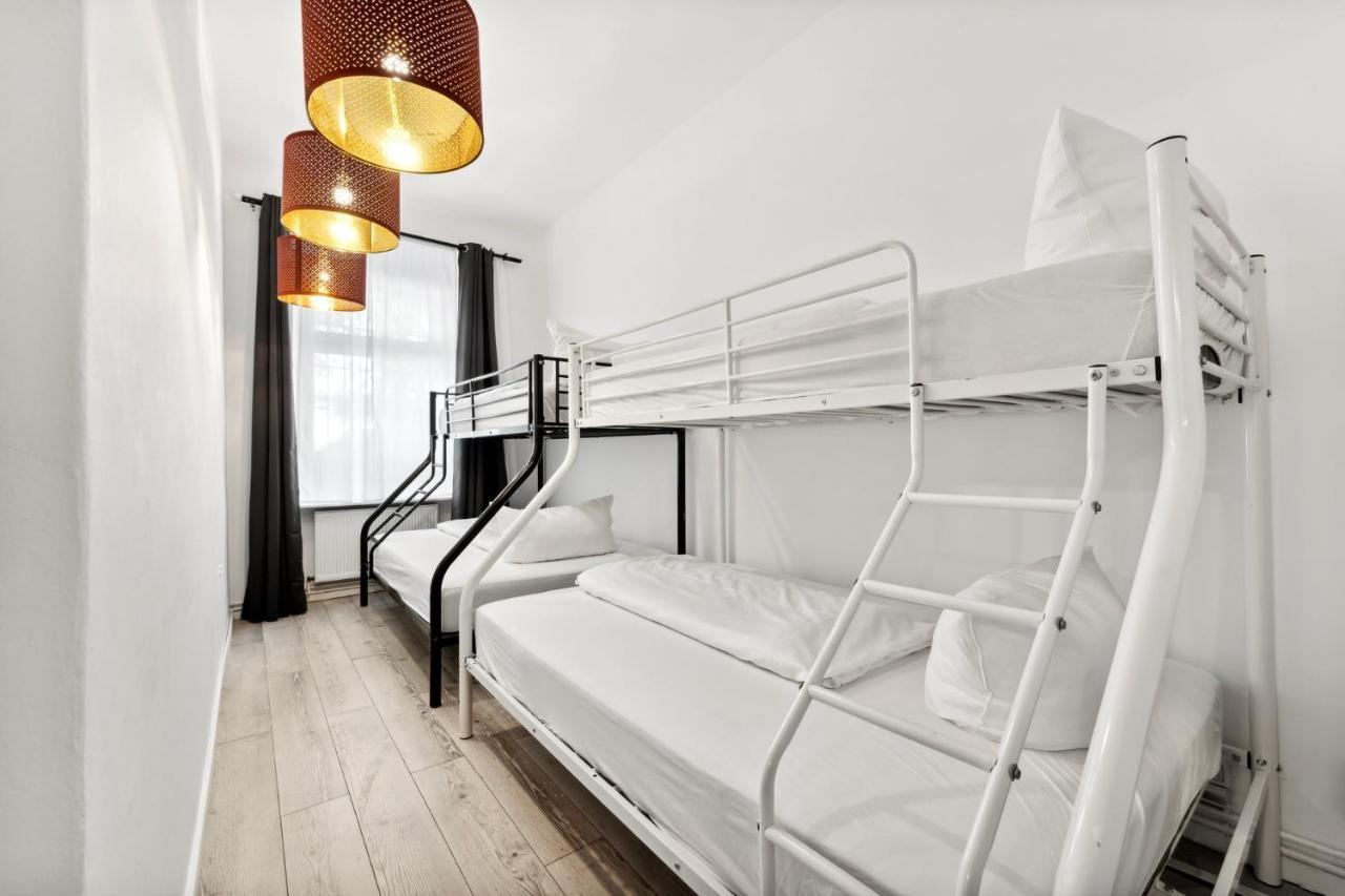 Sweet Central Tiny Apartment For 4 People Берлин Экстерьер фото